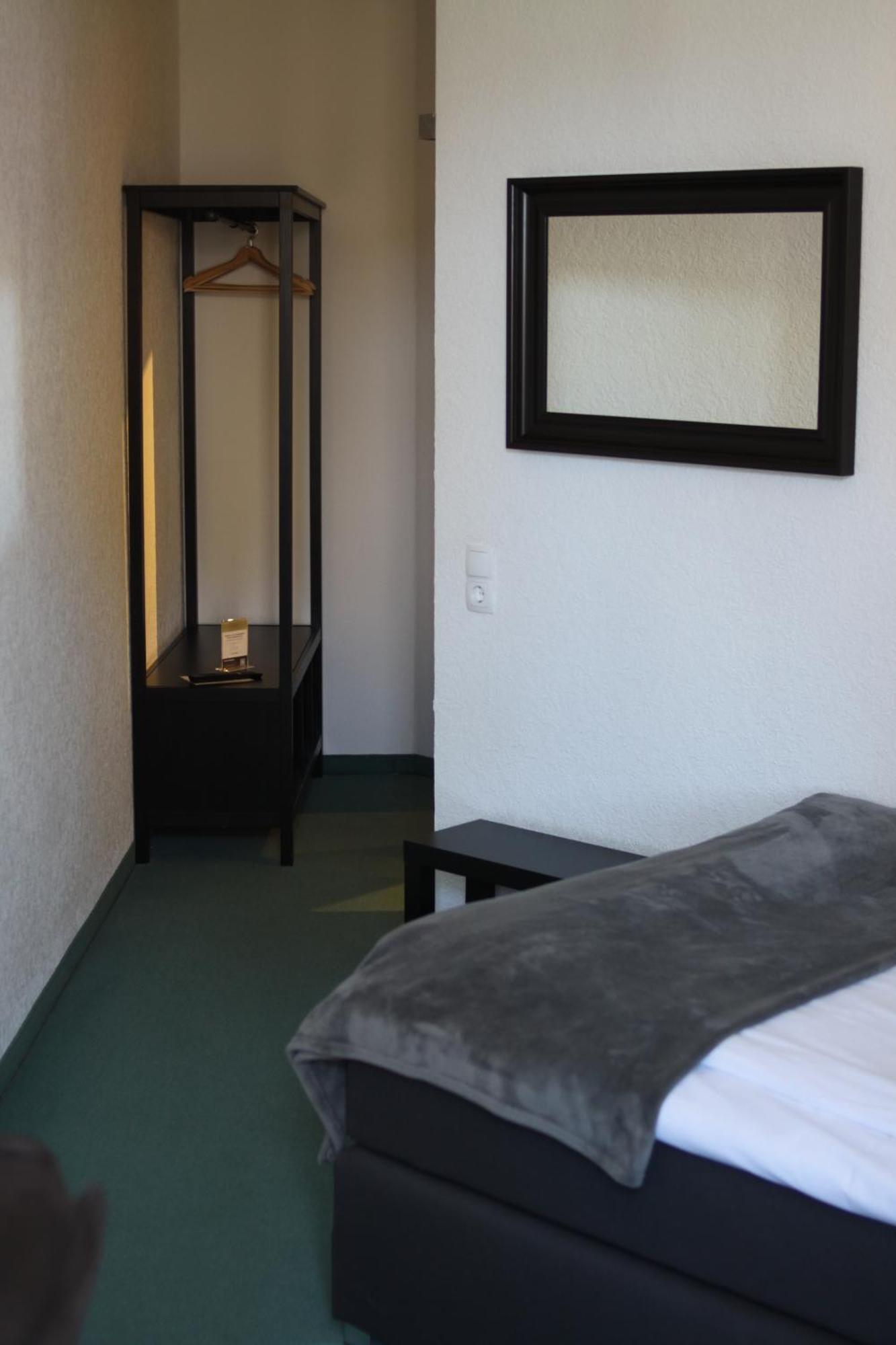 Hotel Restaurant Erbprinz Walldorf Eksteriør bilde